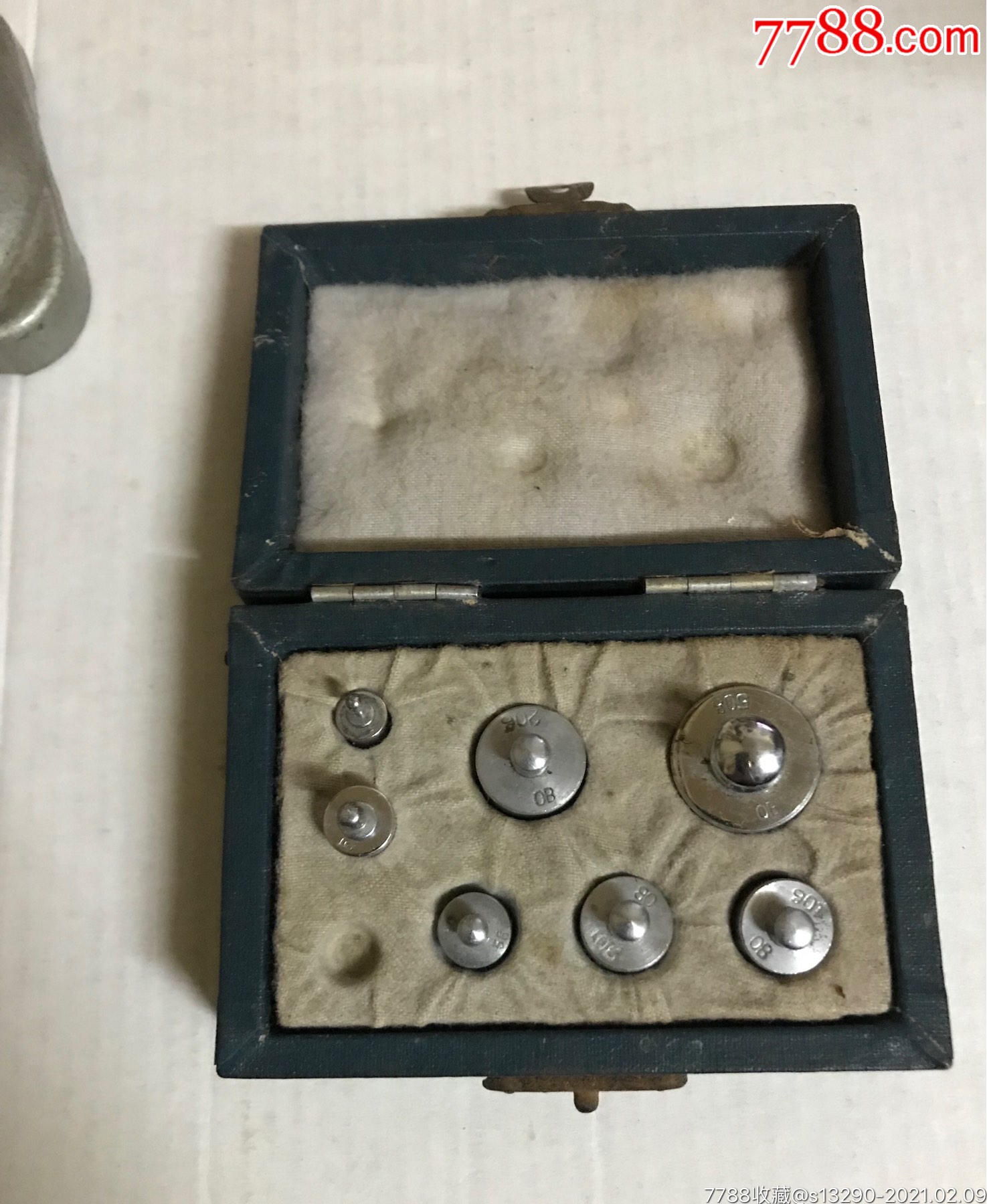 普通药物天平加砝码一盒1971年