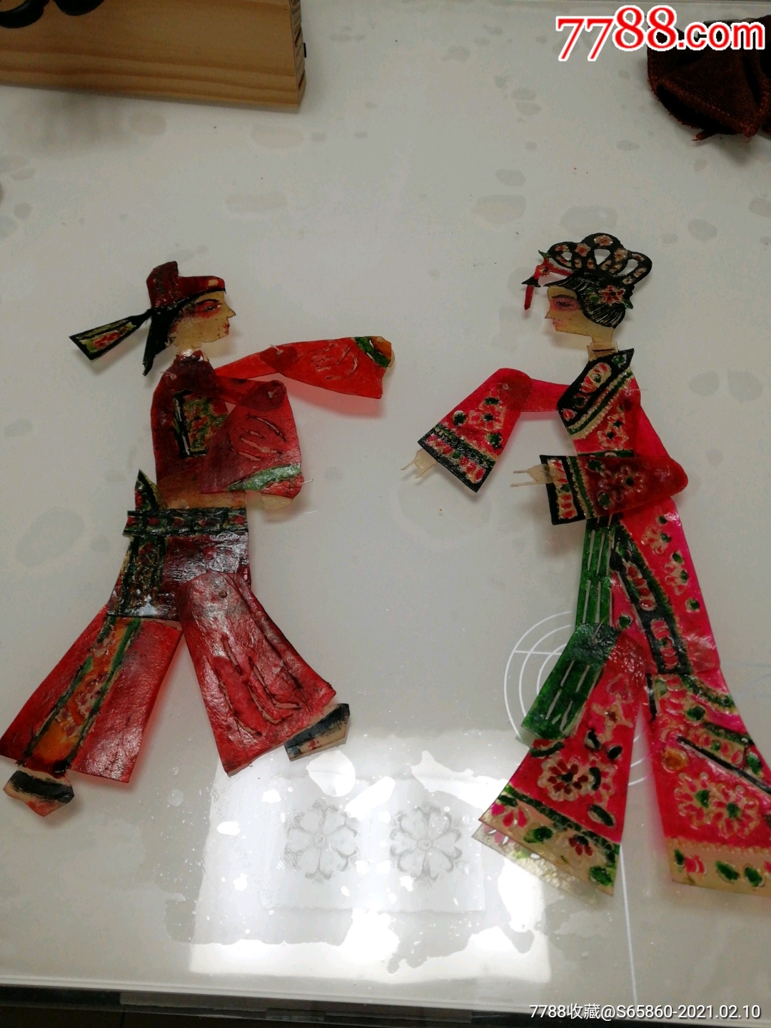 崔莺莺和张生皮影戏像