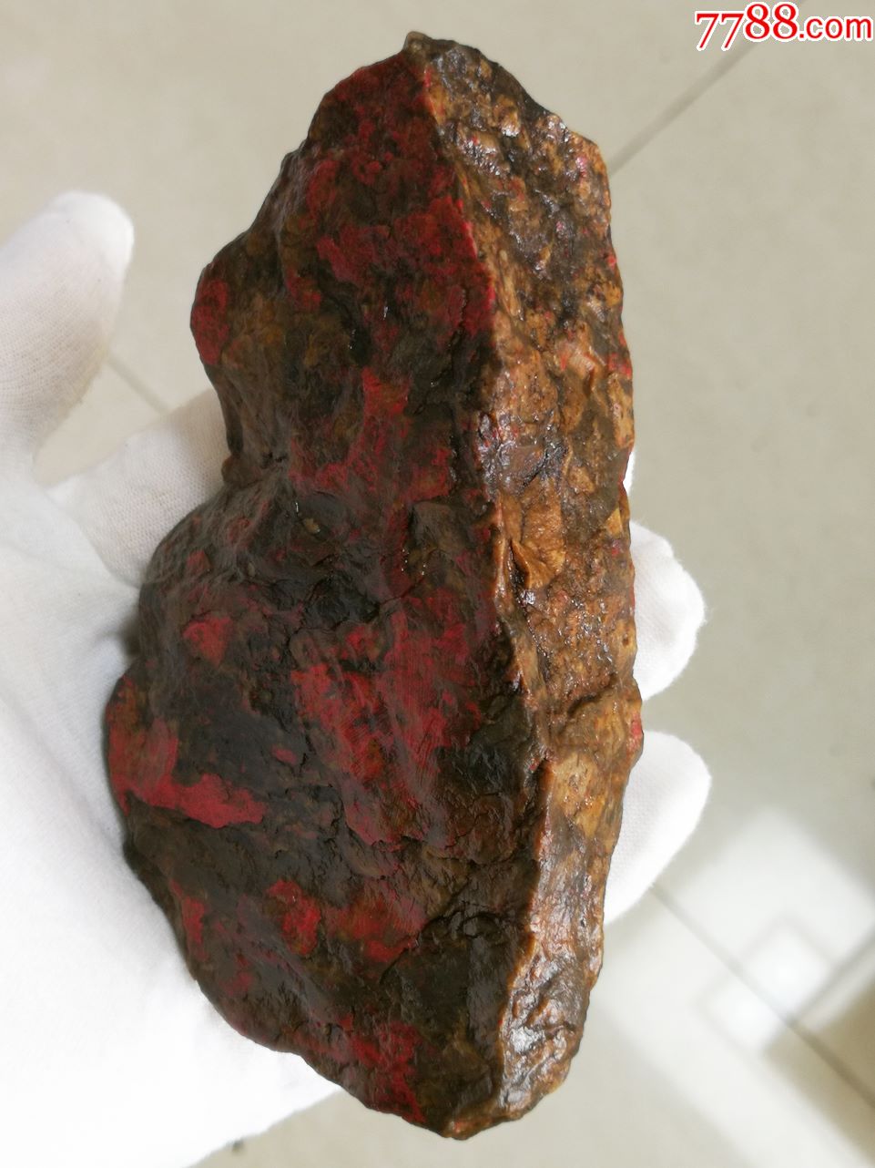 昌化鸡血石黑牛角随形摆毛 35g(前后血,血鲜红,牛年快乐!