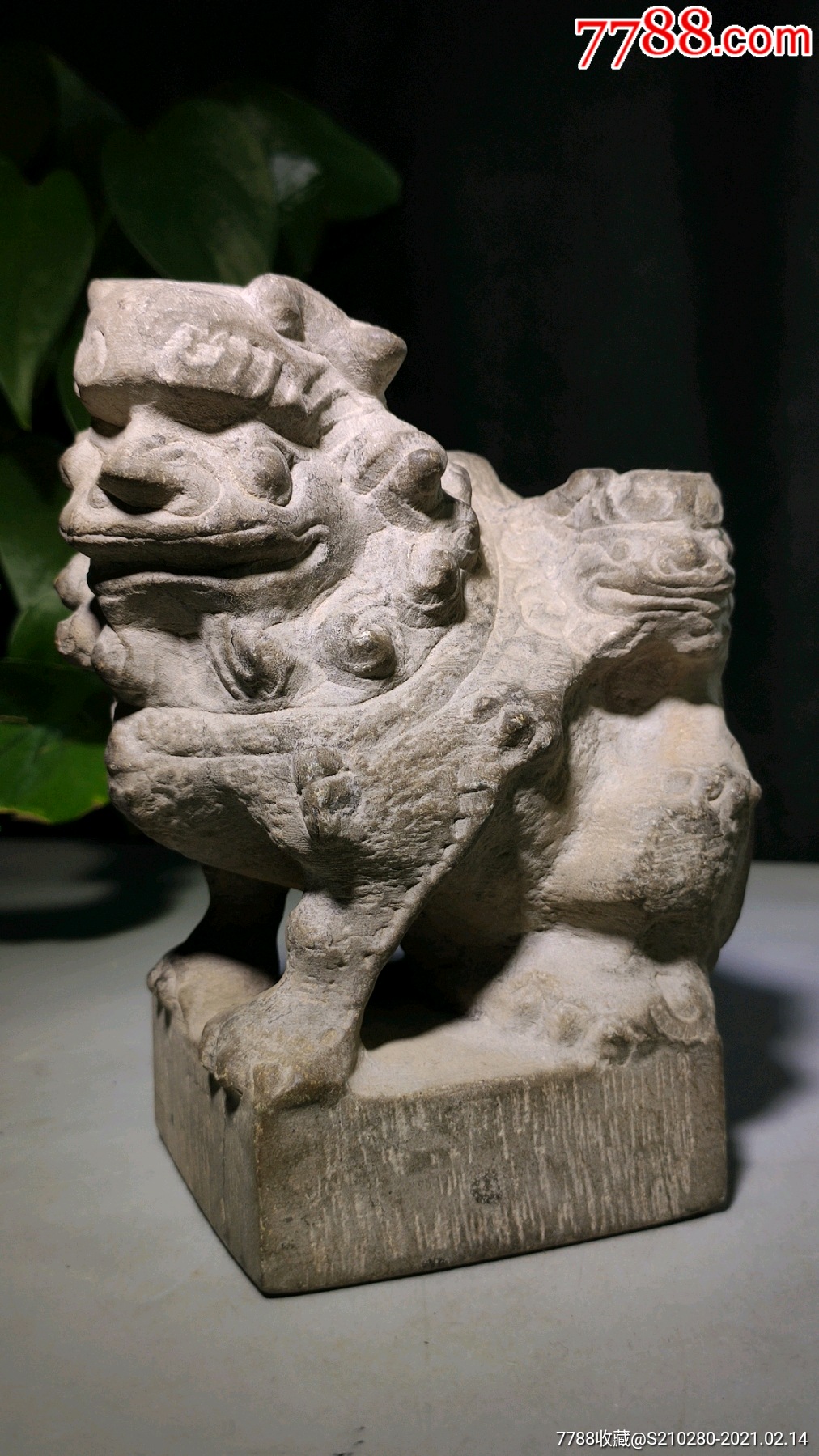 母子情深!案头石狮子!造型逼真!雕刻细腻!石质坚硬!霸气十足!