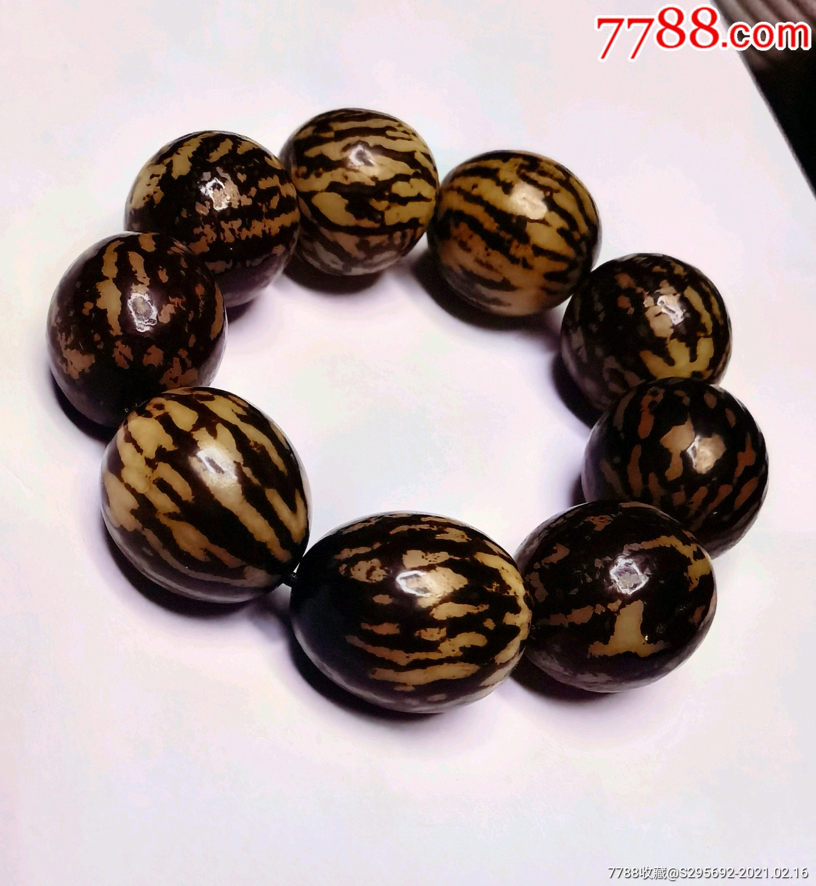 虎皮纹菩提根手串