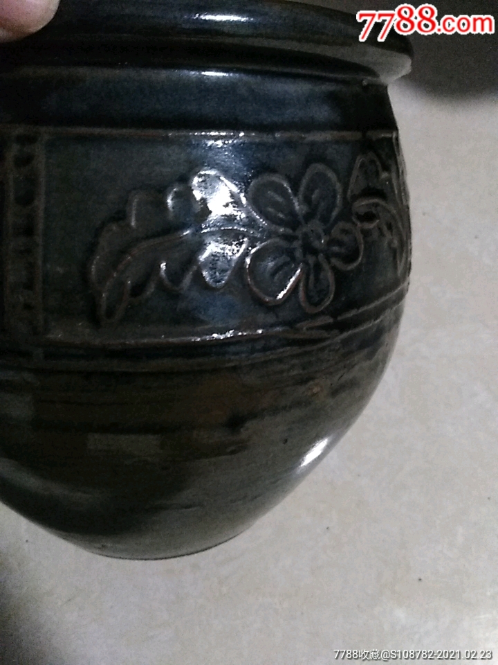 少见花卉纹黑釉窑变老坛子可做小型卷缸