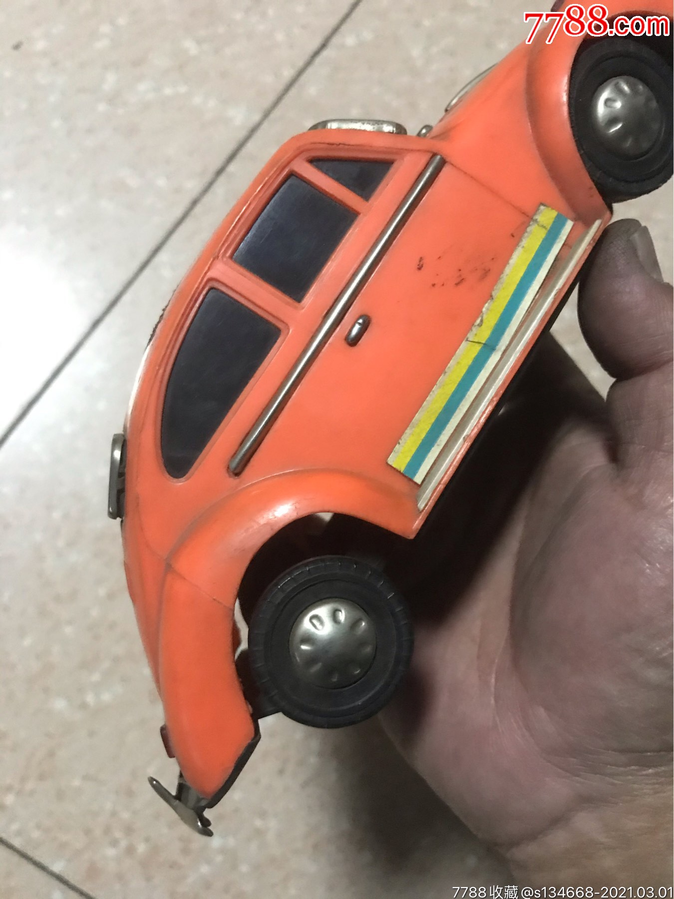 老玩具电动小轿车(不合邮费)坏的