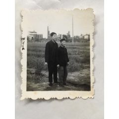 70年代上海浦东金桥区域还是农田背后明显可见对岸的杨浦发电厂(au25685292)_7788收藏__收藏热线