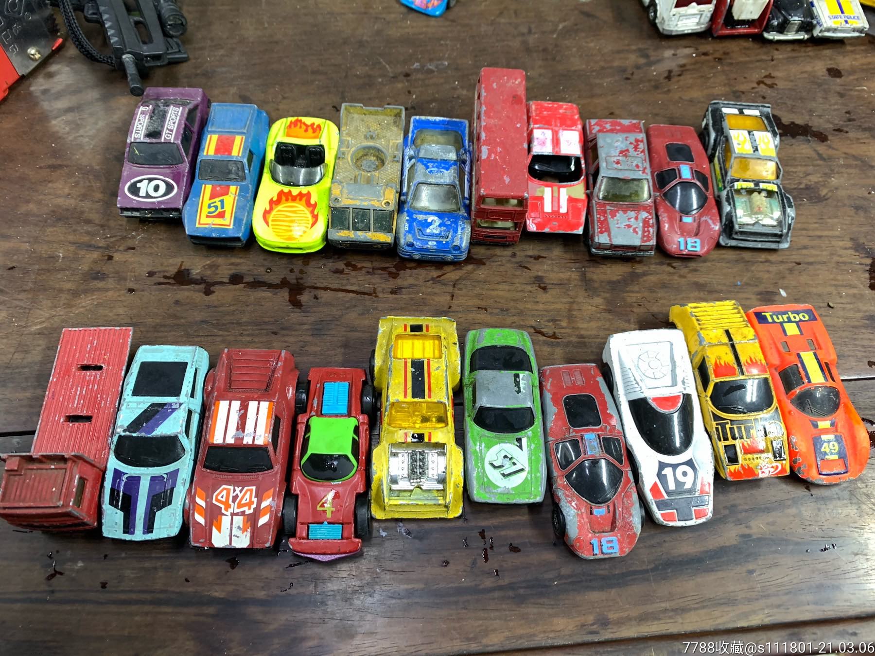 火柴盒车模一组20个