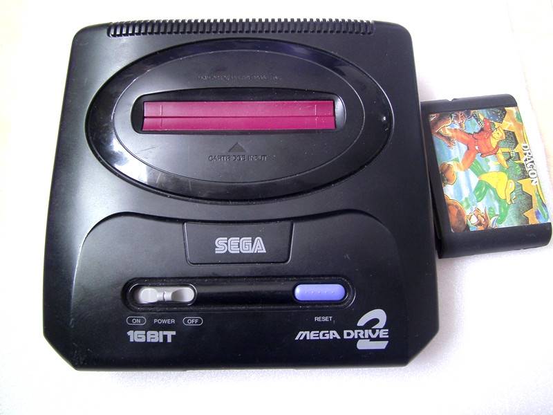 早期原装世嘉md2游戏机,日版va0主板,n制式,开机三行字体,视频画面