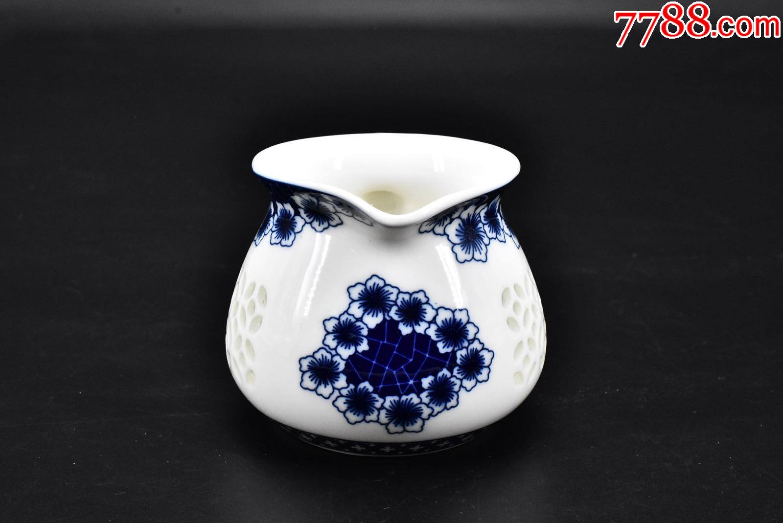(p7815)《青花玲珑瓷公道杯》一件