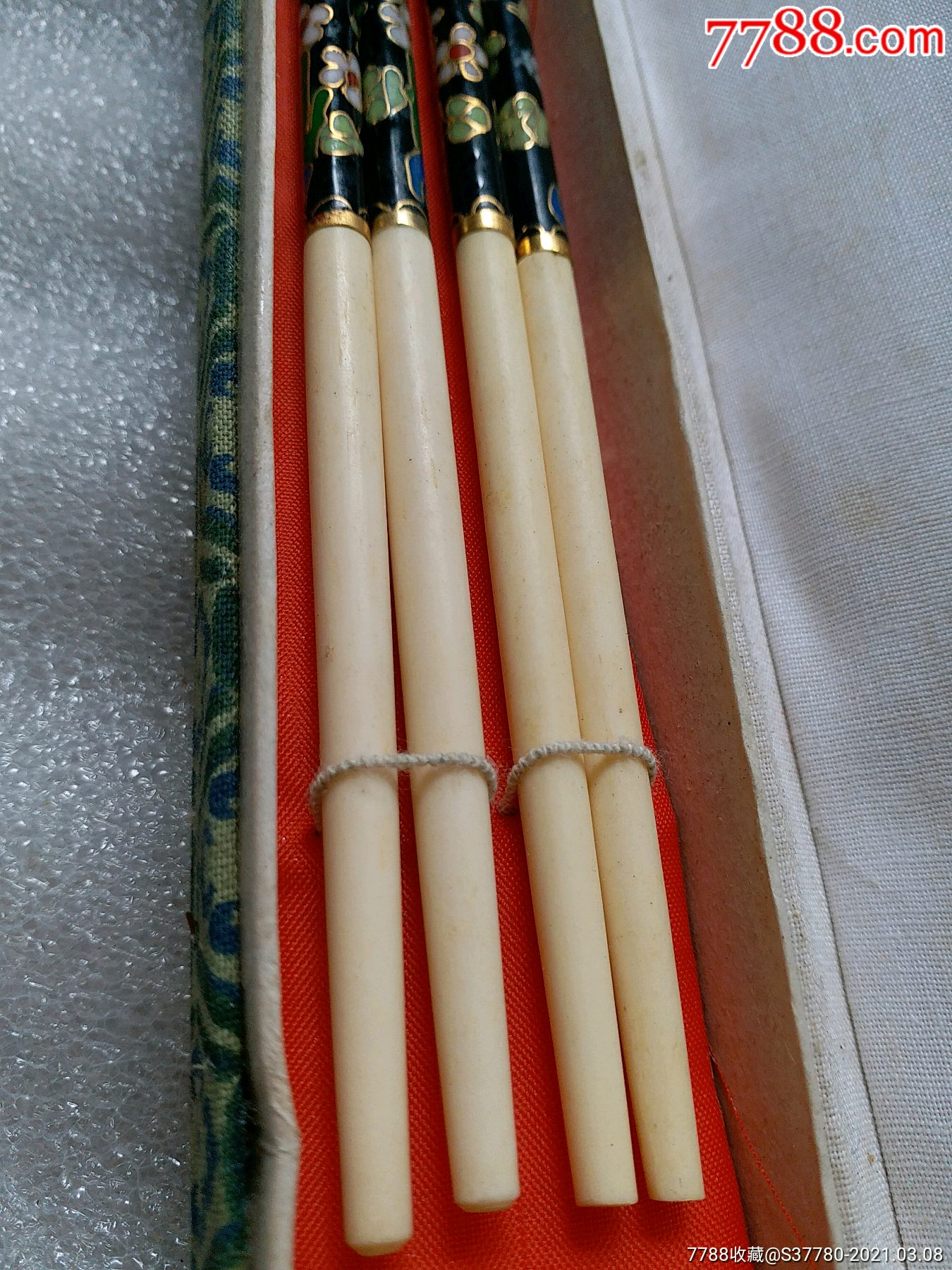 珐琅彩筷子材质牙骨