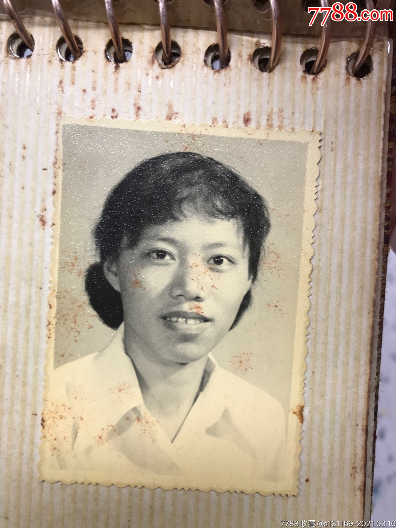 80年代厦门大学数学系女生照片一组