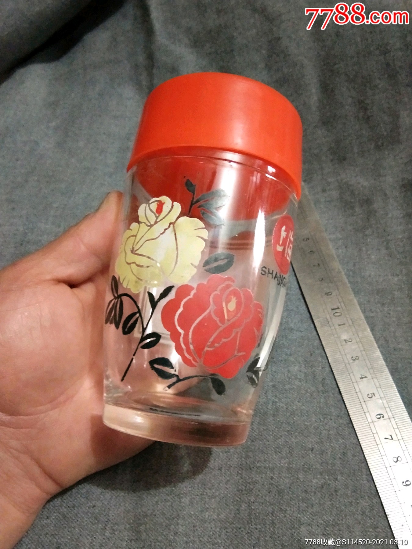 早期玻璃杯一个