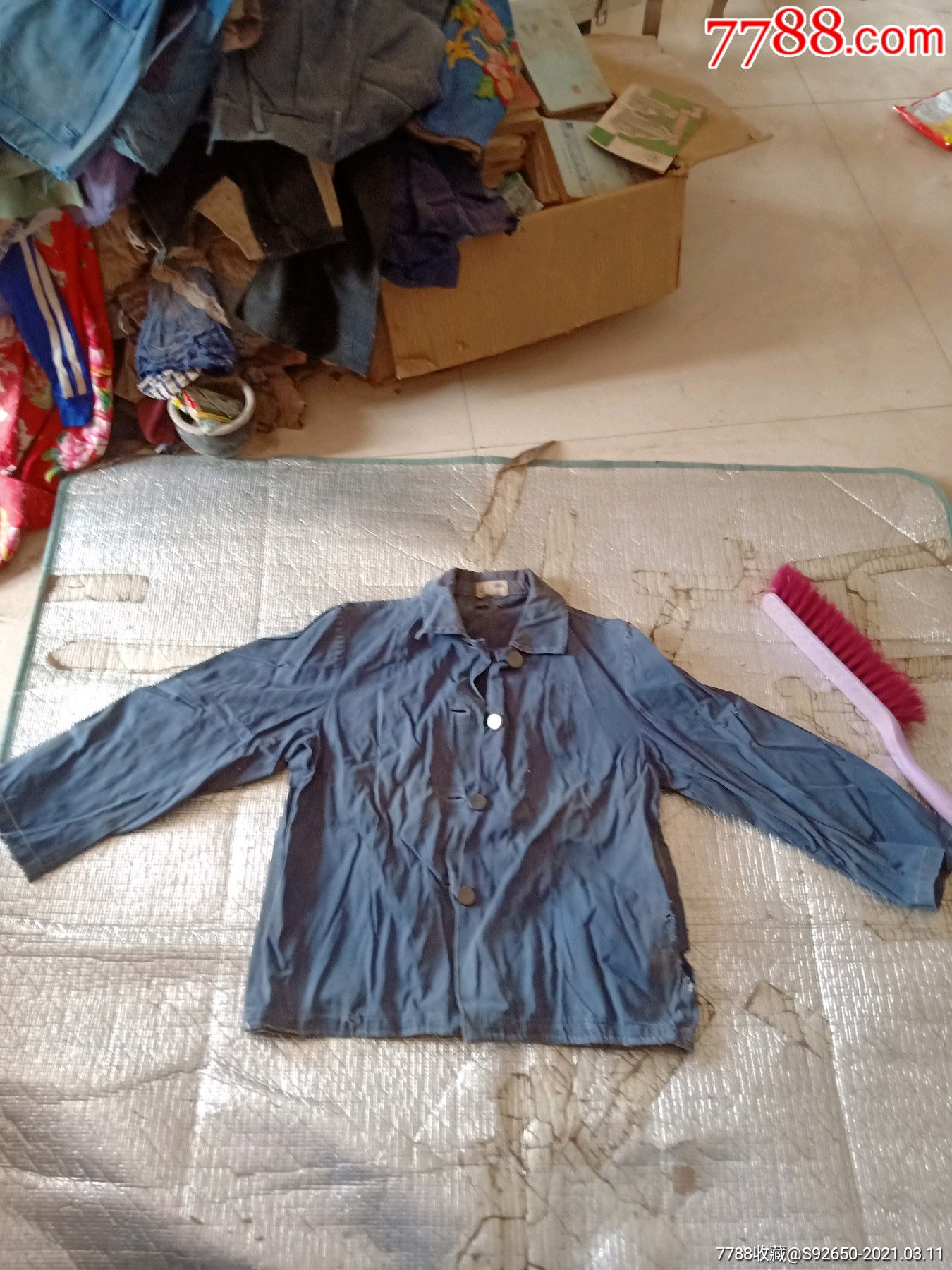 怀旧老知青有机玻璃扣女士上衣