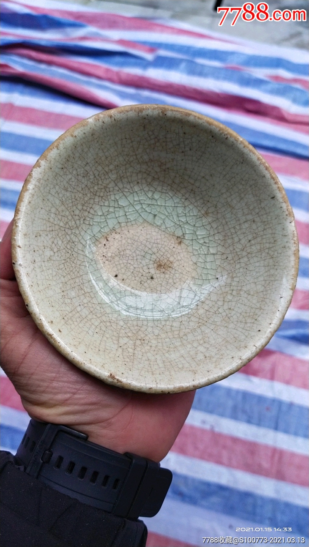 开片漂亮的茶盏