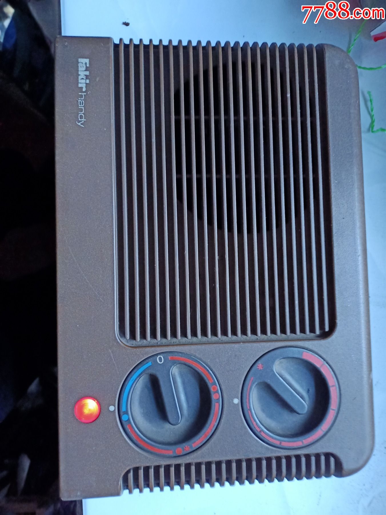 德国产的暖风机a632,好用,有冷暖风,风机声音略大点,需要上油,快递30