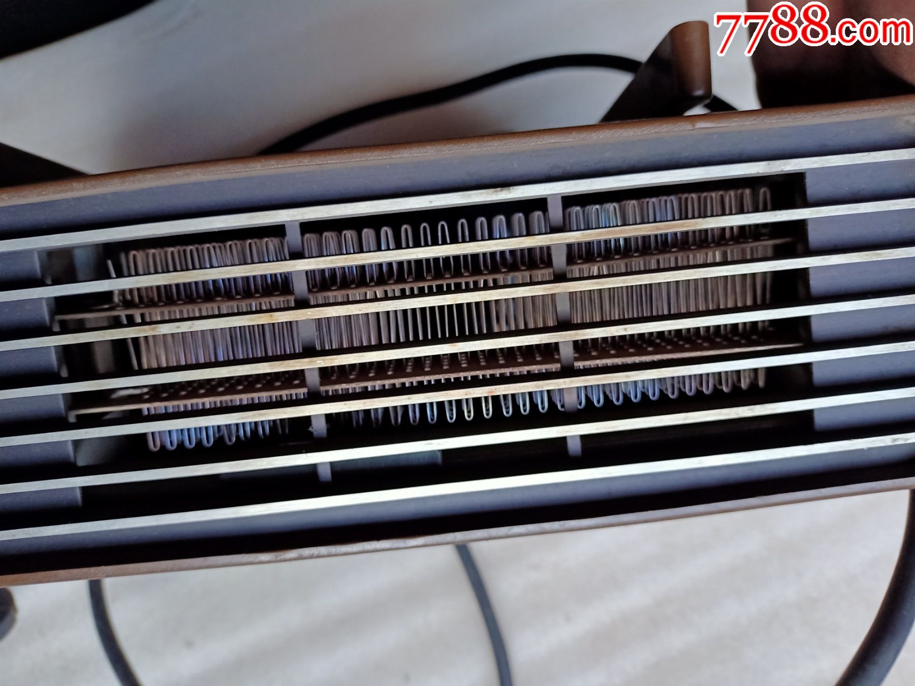 德国产的暖风机a632,好用,有冷暖风,风机声音略大点,需要上油,快递30