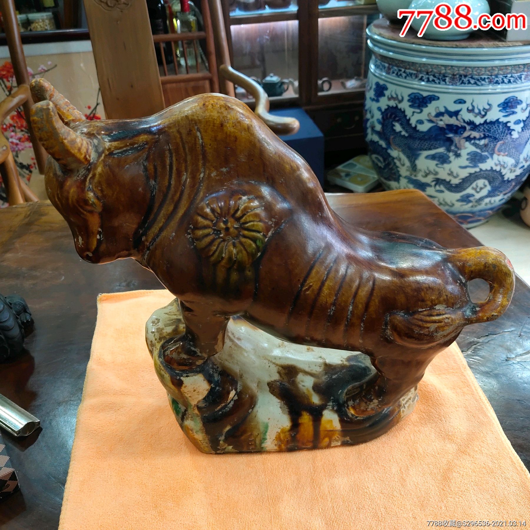 唐三彩牛!