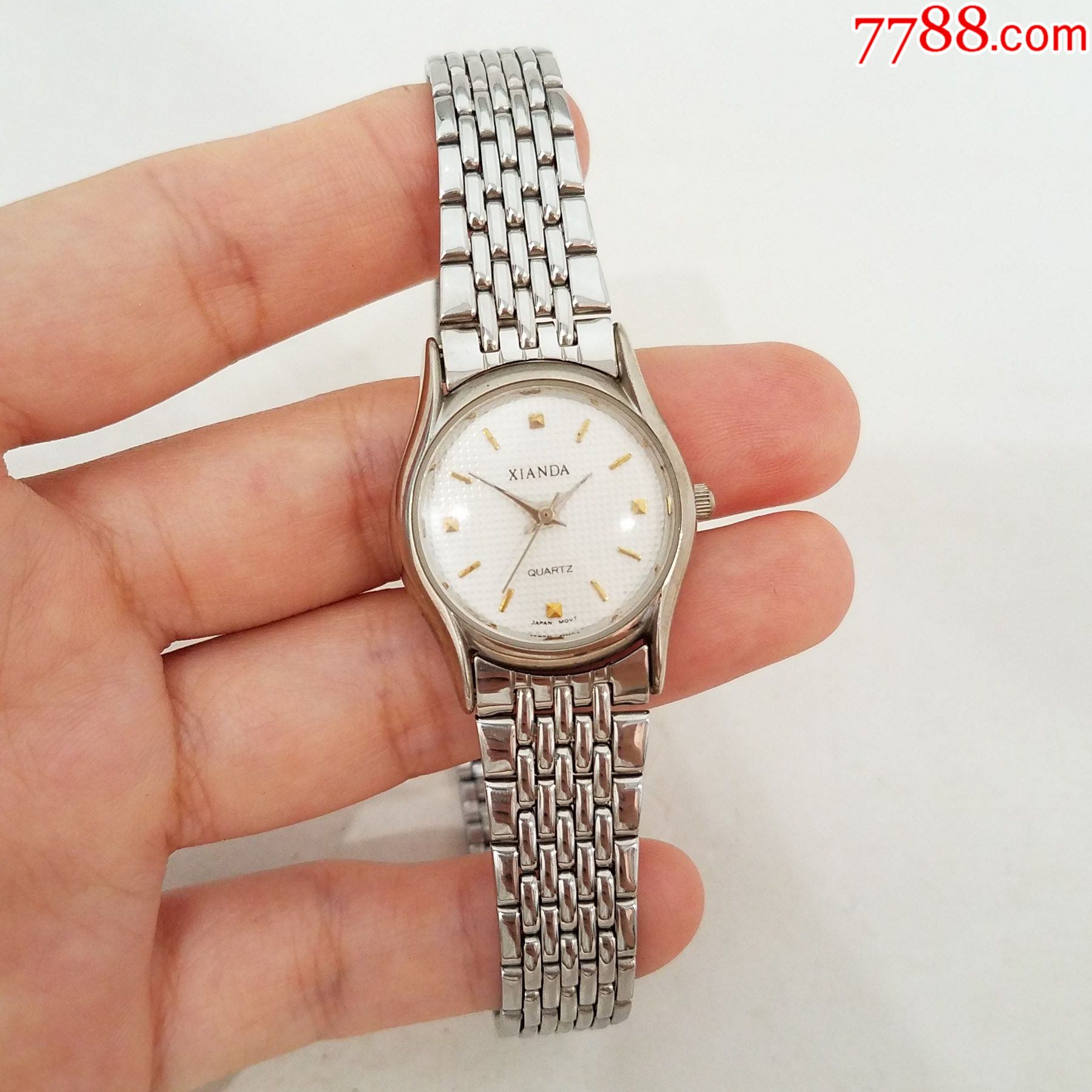 【库存未使用品】先达xianda电子表【走时正常】