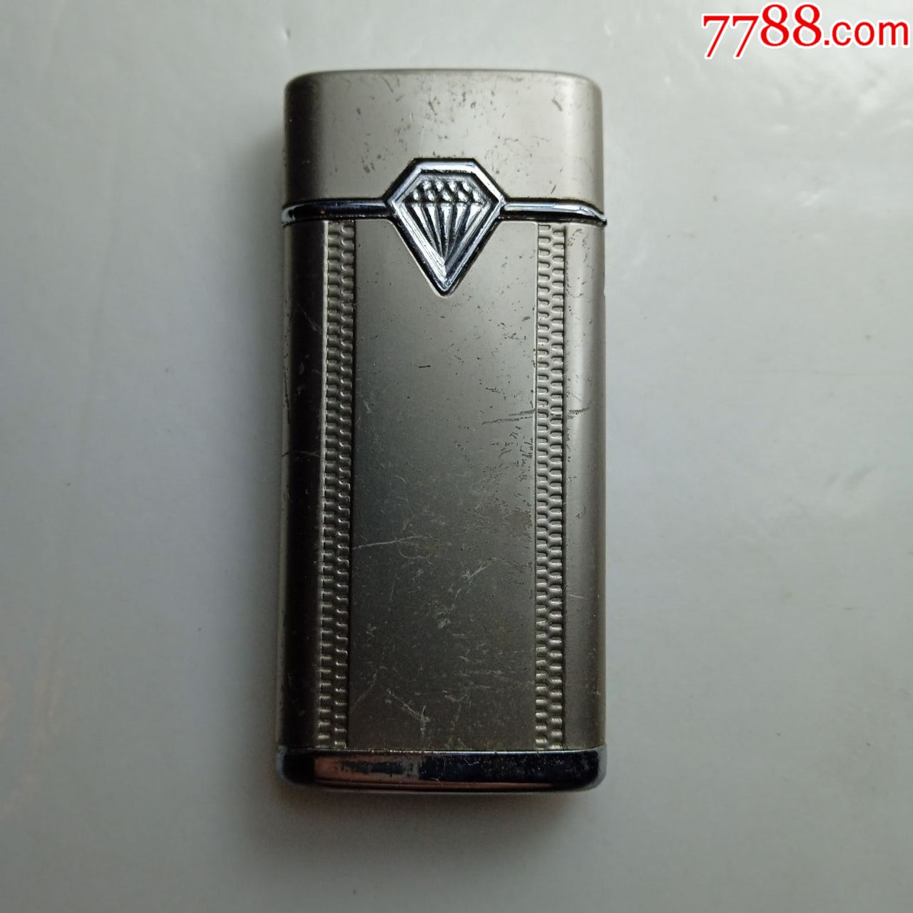 2021-017钻石图标打火机