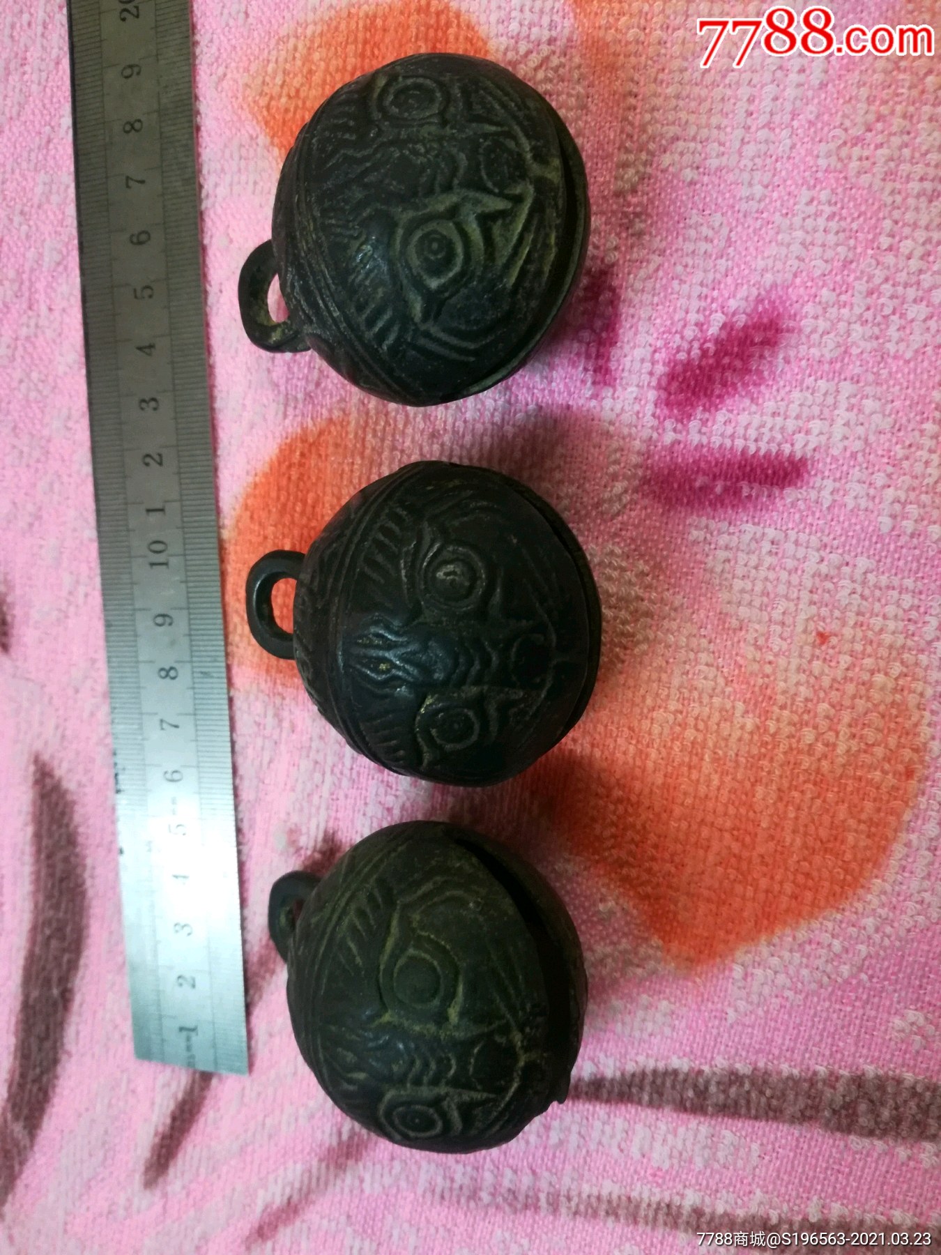 老铜驼铃三个一起