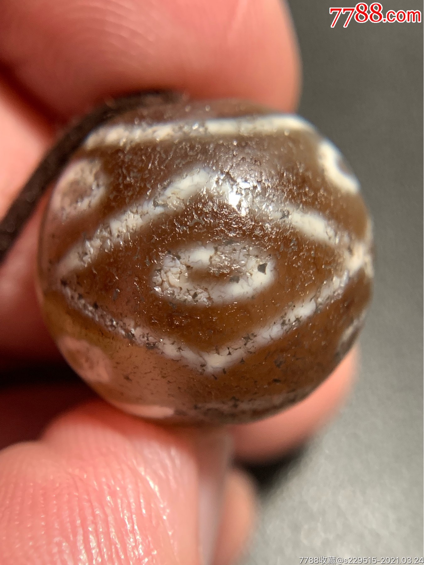 藏传金刚九眼天珠18.5*19.5毫米