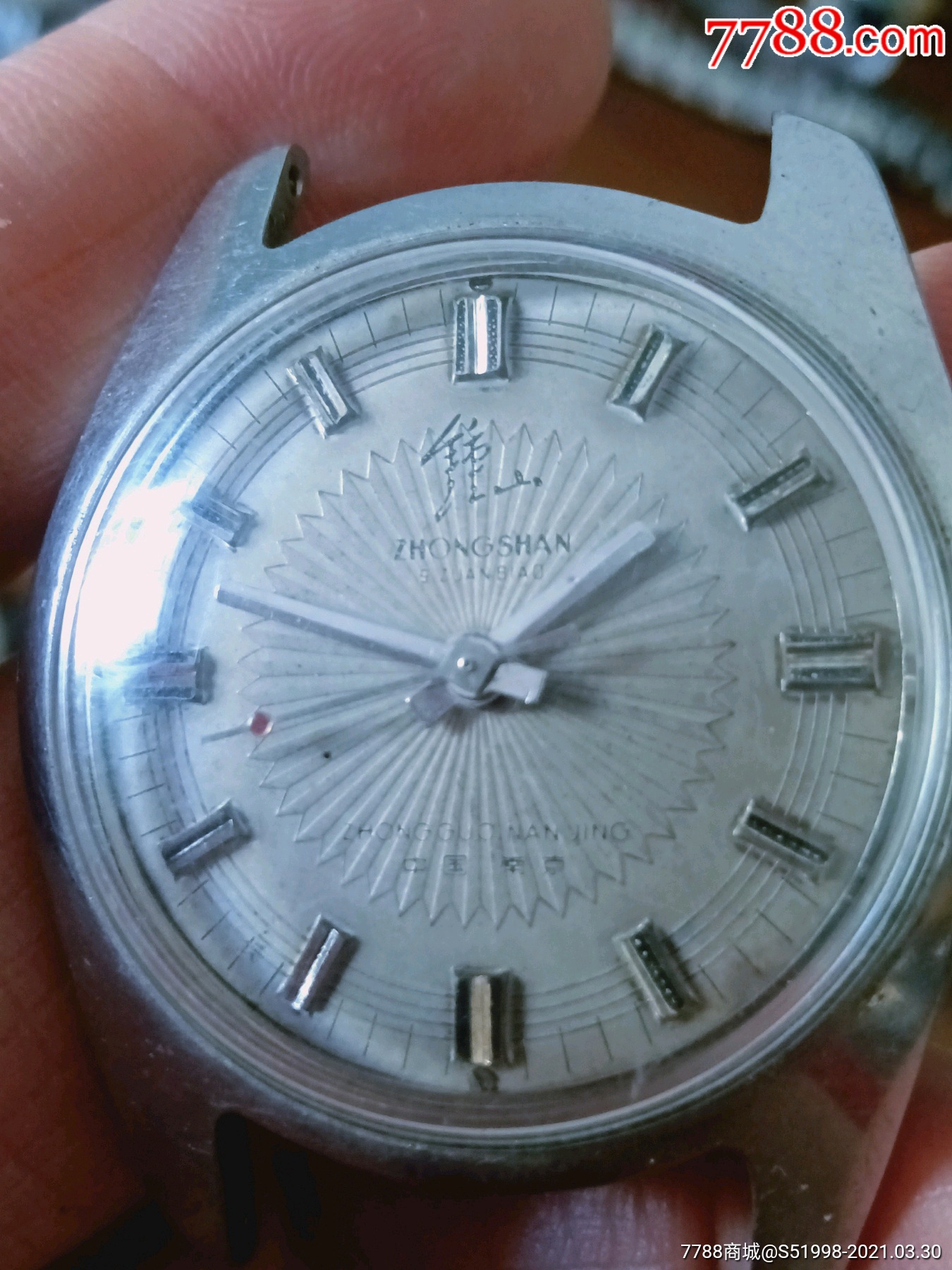 滚动鼠标滚轴,图片即可轻松放大,缩小更多"手表/腕表"商品>>>>￥2