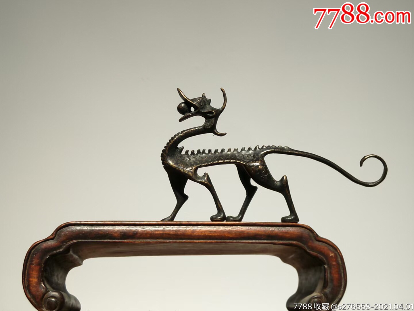清朝时期铜龙摆件图片图片