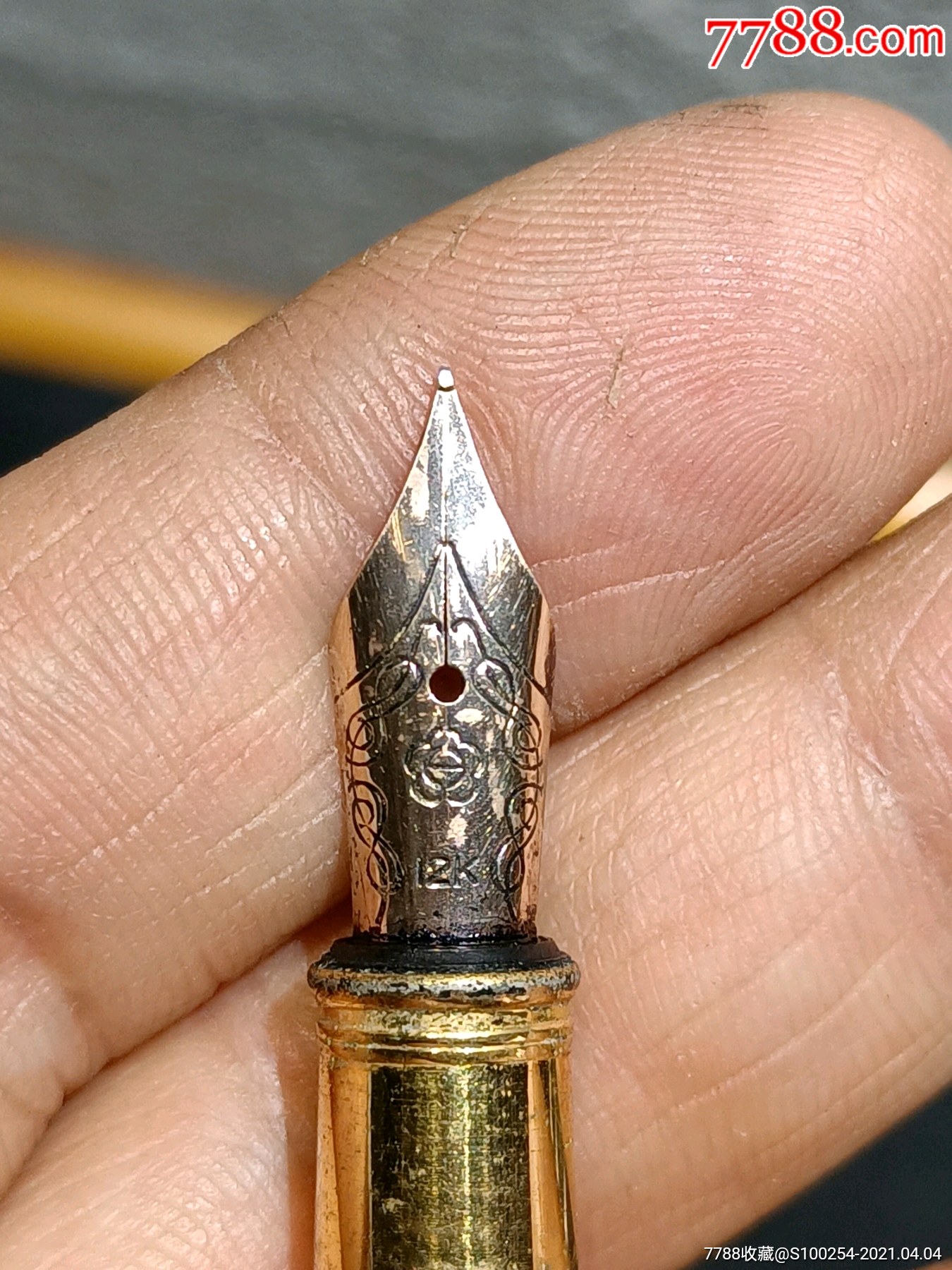 英雄12k金尖-钢笔-7788收藏