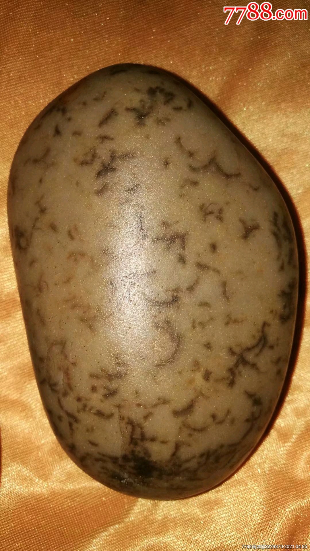 黄河玉石原石特征图片