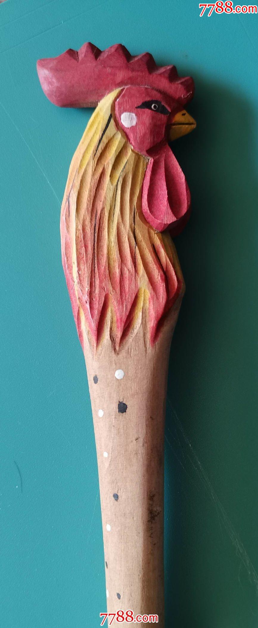 锻木手工雕大公鸡造型鞋拔子(一块木雕成,长48厘米)