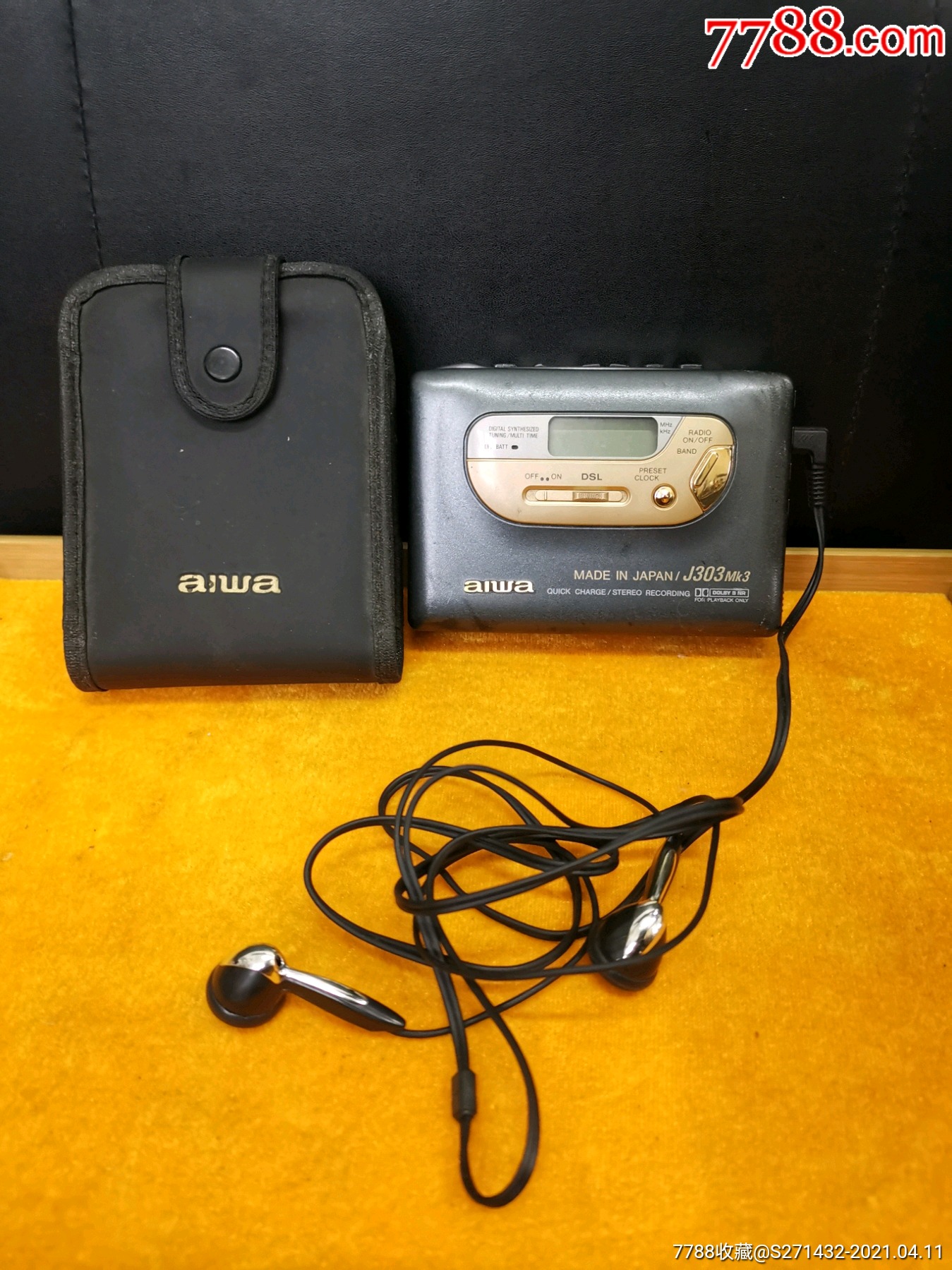 日本原装爱华aiwaj303随身听,带皮壳与耳机