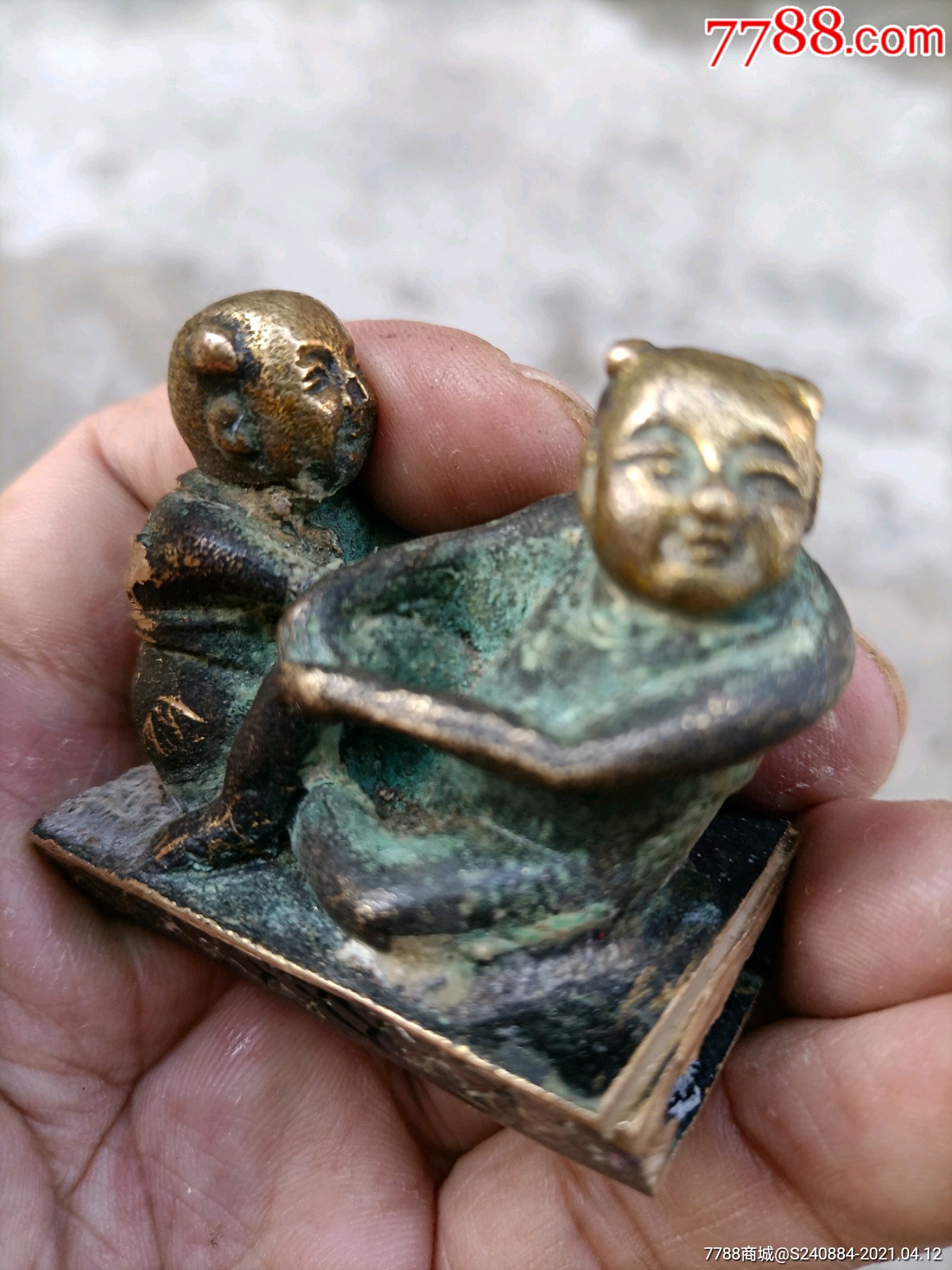 老古董小铜人长5.2x4.7厘米_铜杂件_图片鉴赏_收藏价格_7788铜器收藏