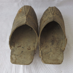 古代皮鞋古牛皮靴古牛皮木屐一双(au26103752)