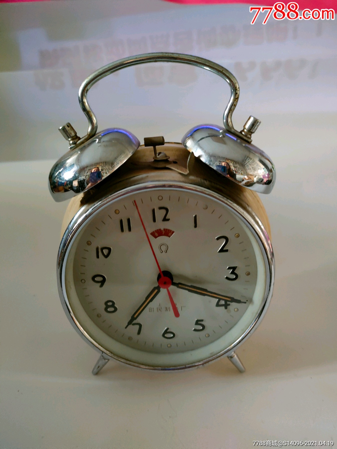 上海牌闹钟走时