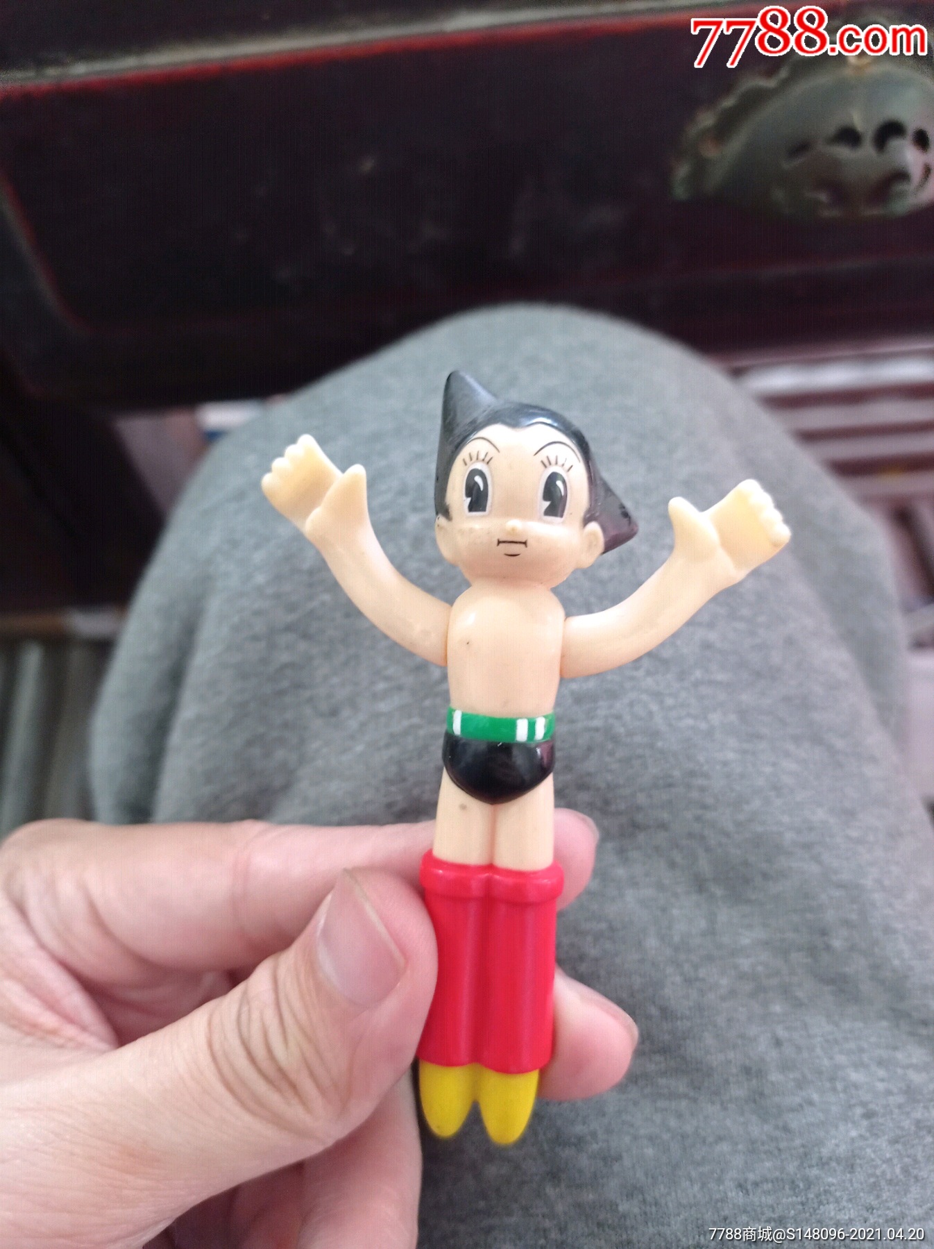 经典铁臂阿童木手办玩具