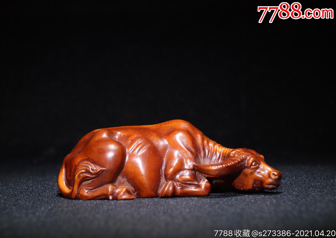 黄杨木精工雕刻卧牛长10厘米宽4厘米重50克