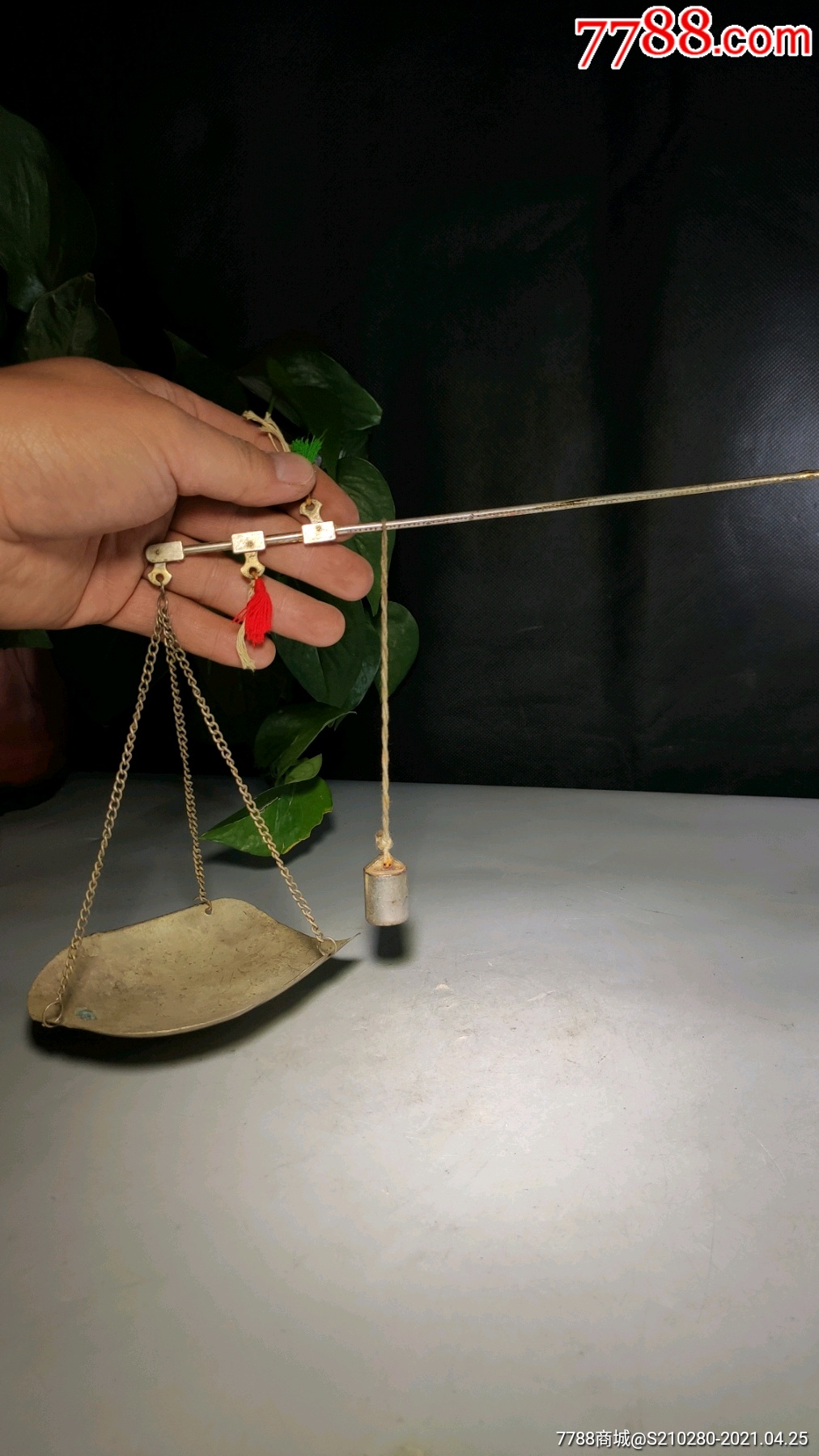 精美小铜秤造型古朴刻度清晰精致小巧