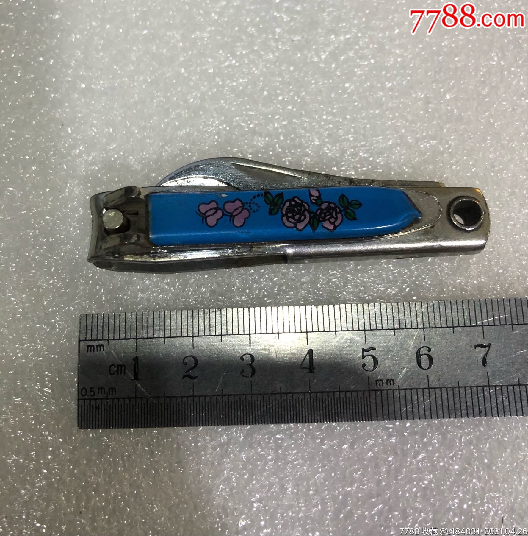 老式指甲刀带小刀和启瓶器