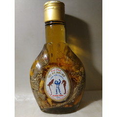 蛤蚧酒一大瓶超满到顶