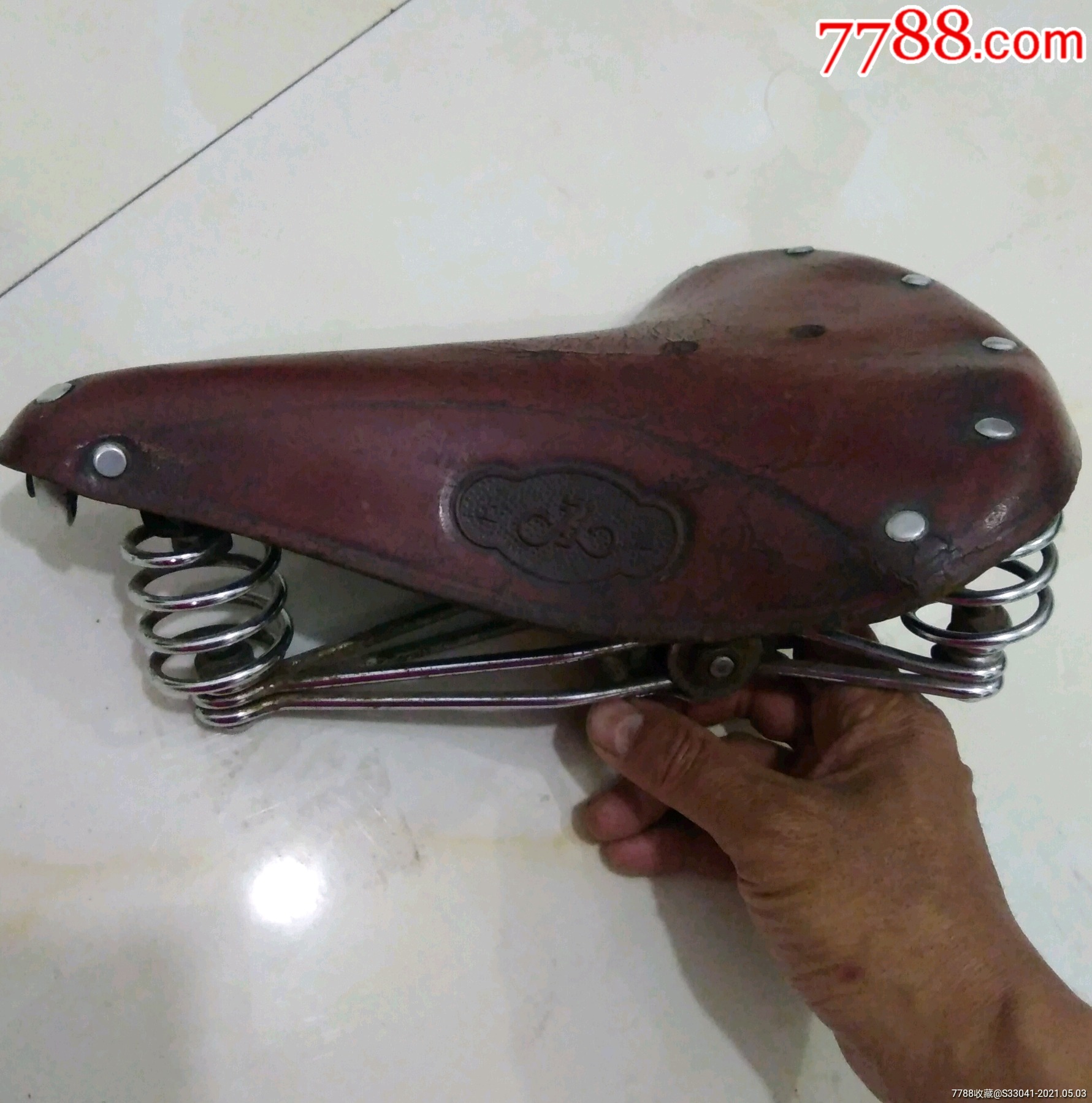 70年代永久牌原车牛皮自行车座(细看!