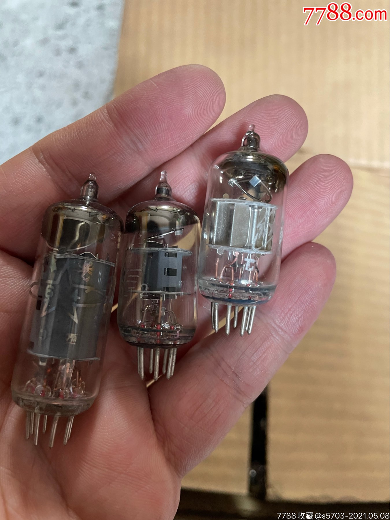 早期全新电子管三个合售(曙光,北京,红光)