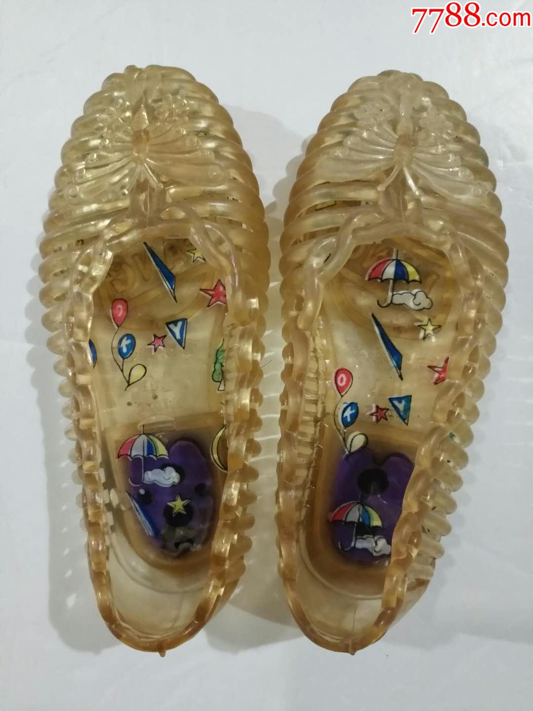 早期儿童蝴蝶纹塑料凉鞋,14码,南方鞋厂