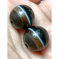 宋代老玛瑙药师珠一对(孔道图,表皮纹理图,整体效果图,规格尺寸图)_老