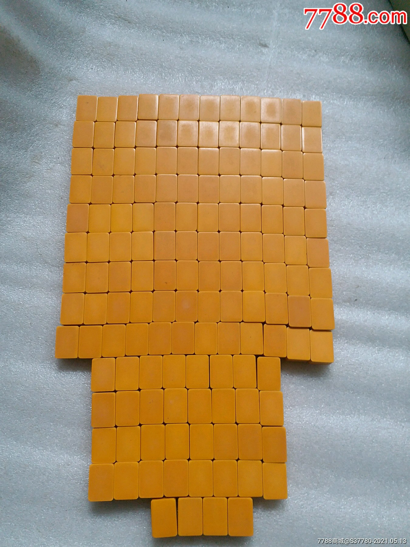 老麻将黄麻将144张完整一副无破损原装盒