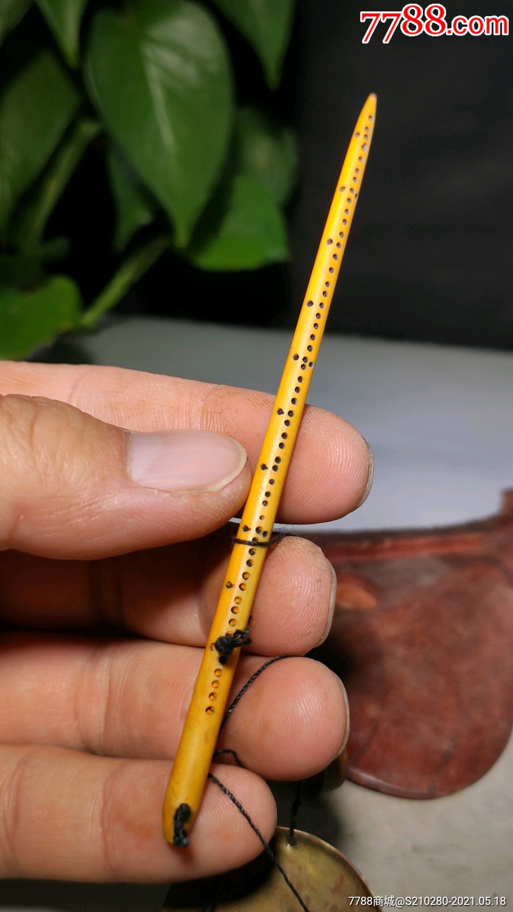 袖珍小戥子造型独特开合自如木质坚硬刻度清晰精致小巧