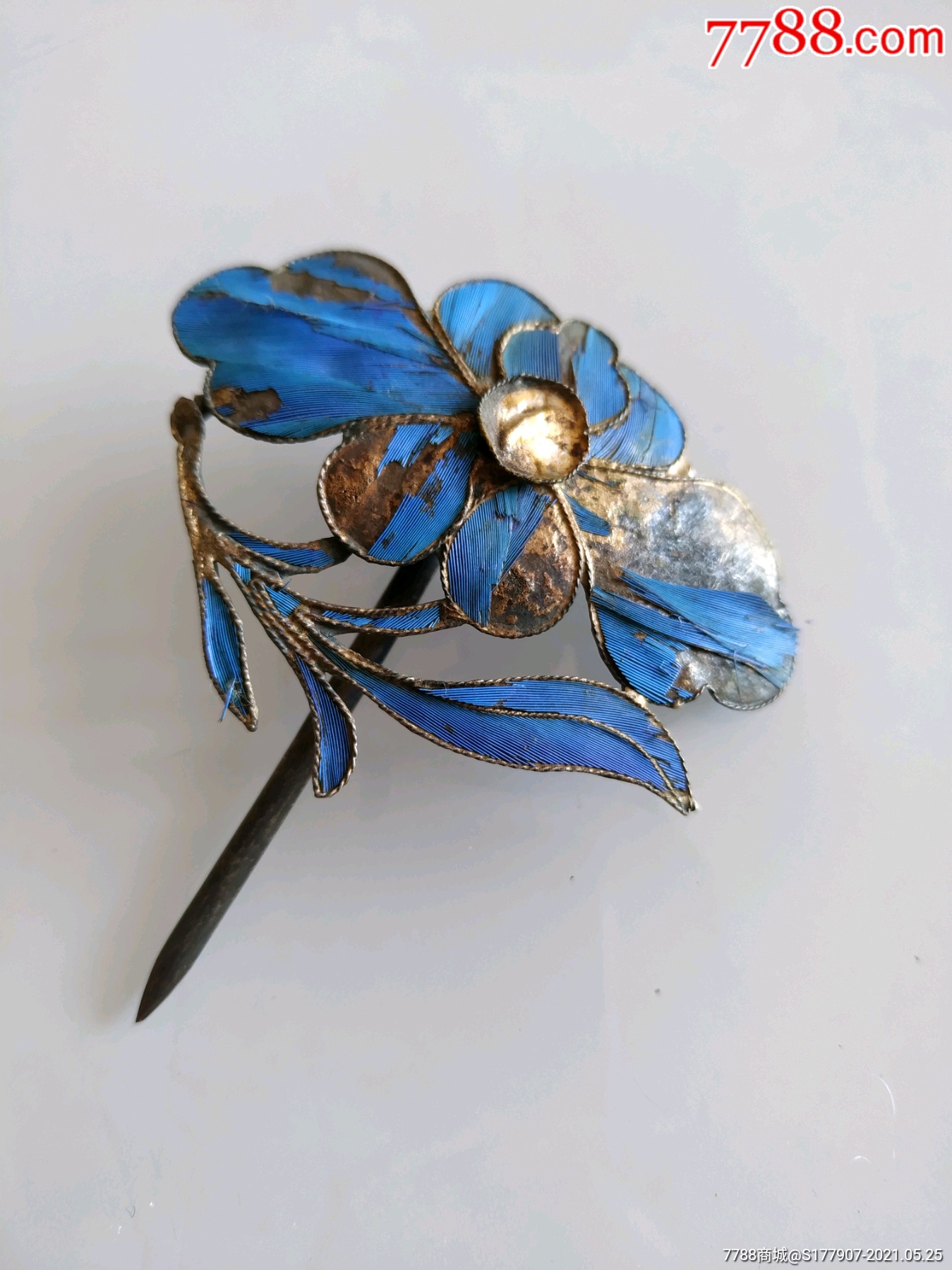 首页 拍卖 银簪/银钗 >> 清代老银饰发簪【大龙口古玩店】滚动鼠标