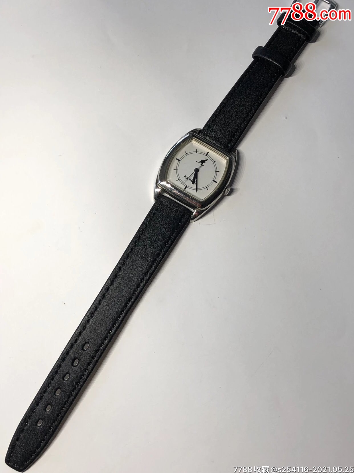 首页 拍卖 手表/腕表 >> 英国品牌kangol石英腕表表盘29mm厚7mm走时