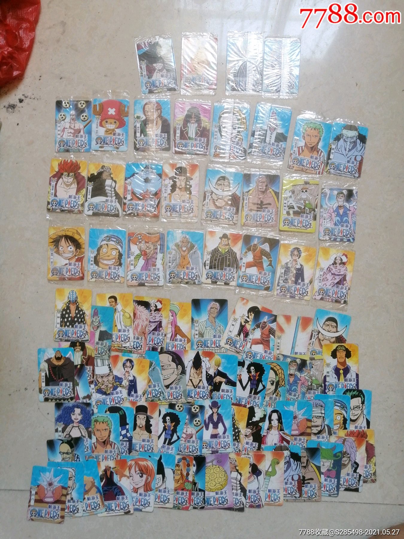 魔法士干脆面海贼王卡,其中28张卡未拆封
