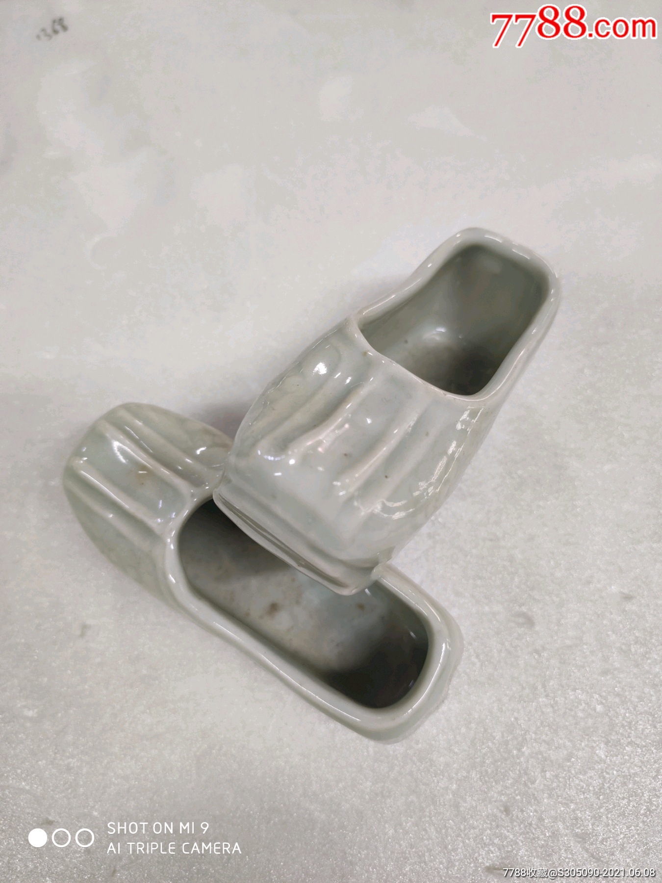 小瓷鞋一双_价格10元_第1张