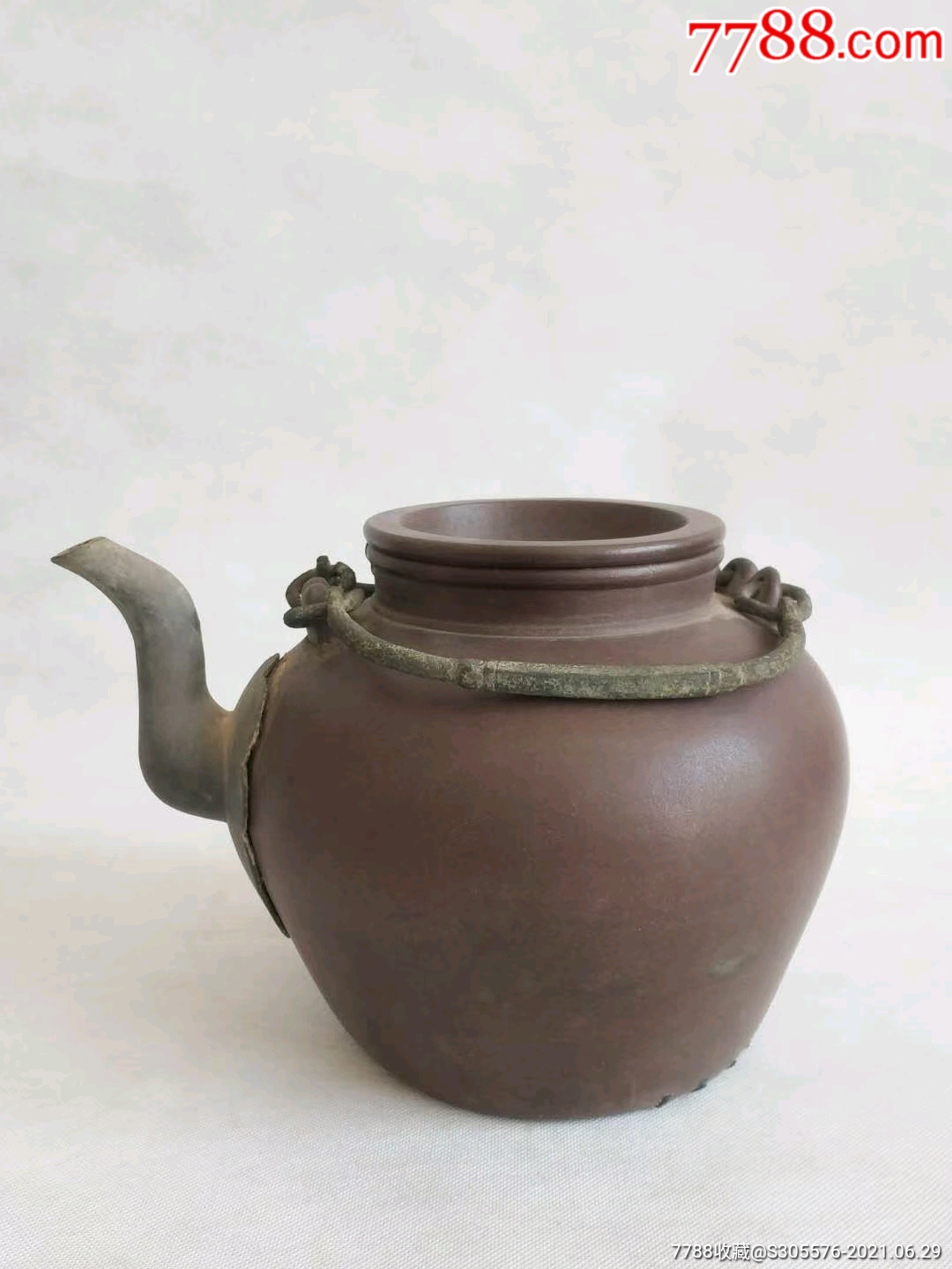 清代紫砂壶非常厚重的铜提梁品相成色如图保老保真