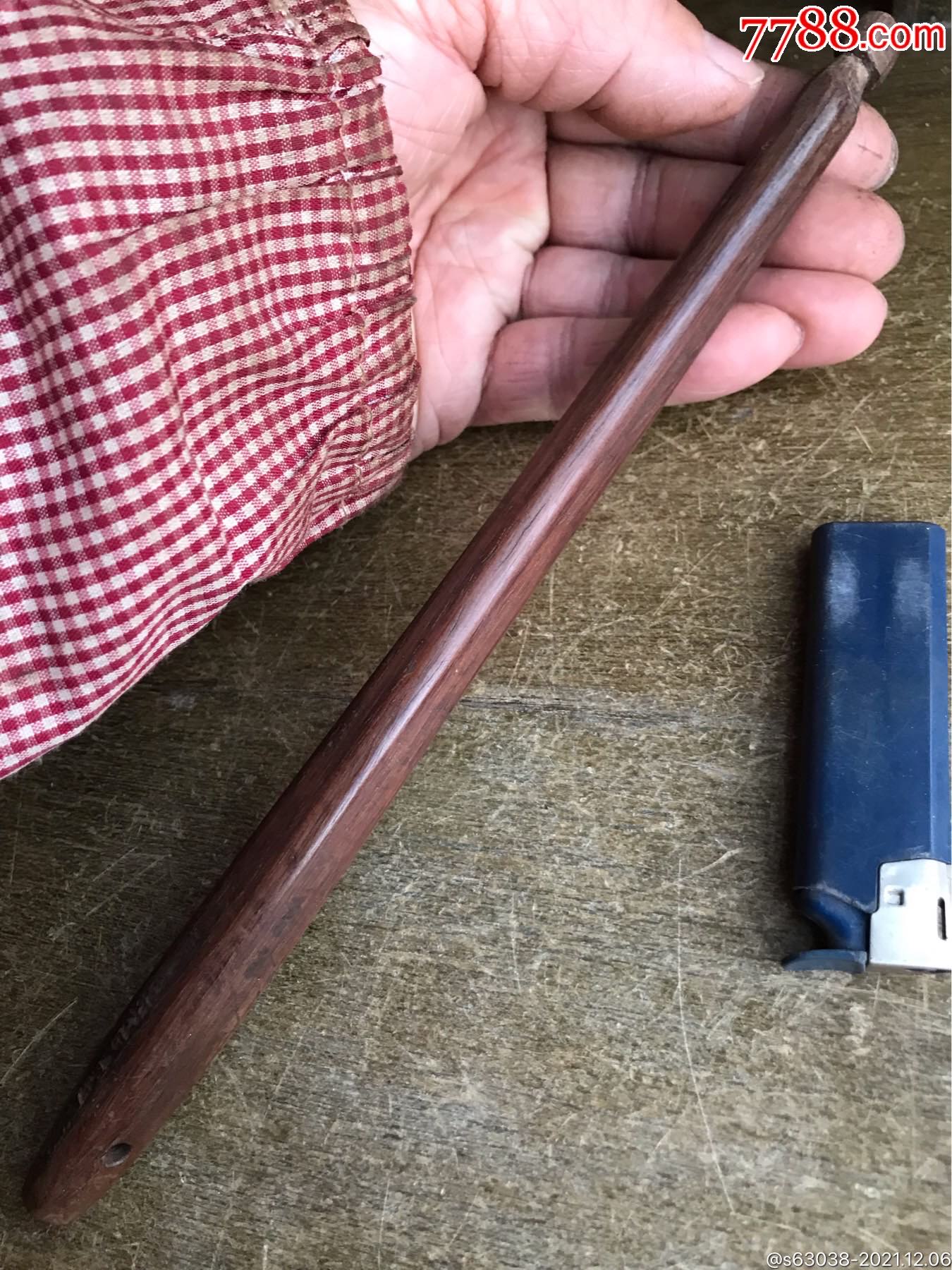 5厘米长红木佛尘杆