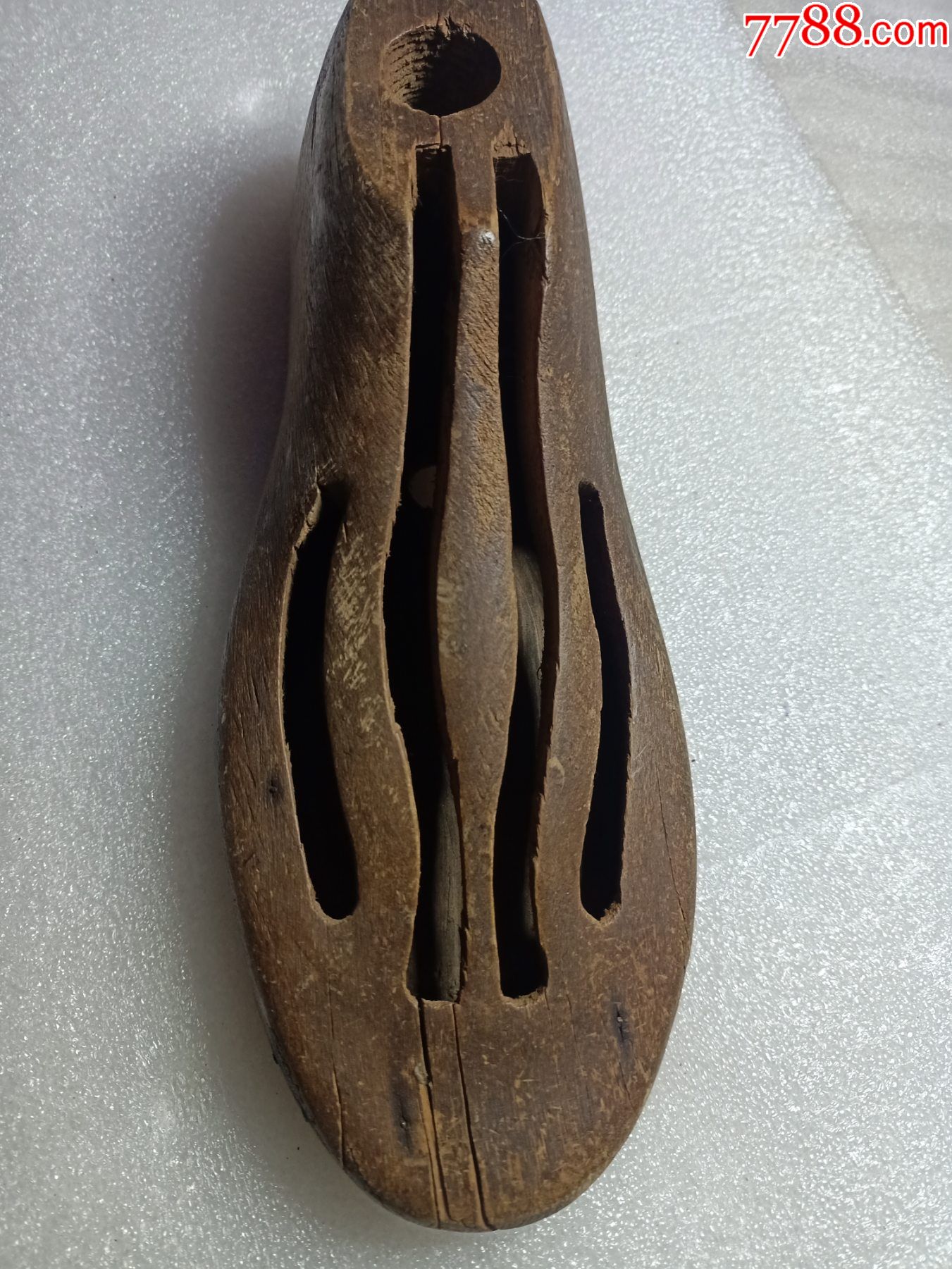 老的鞋模具或是补袜子的工具e346,不妥请自定,解放前后的东西,包老